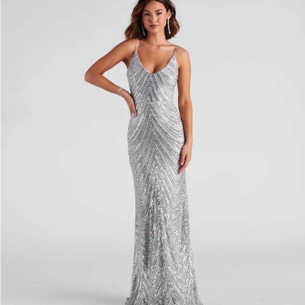 Windsor Amy Formal Silver Sequin V-Neck Long Dress